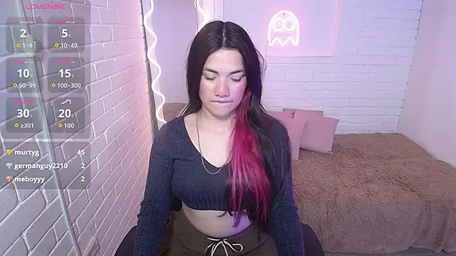 Snapshot of Chiara_tay chatting on 10-05-25, 12:03 Chiara tay online show from 10-05-25, 12:03