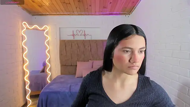 Snapshot of Chiara_tay chatting on 10-09-25, 07:23 Chiara tay online show from 10-09-25, 07:23