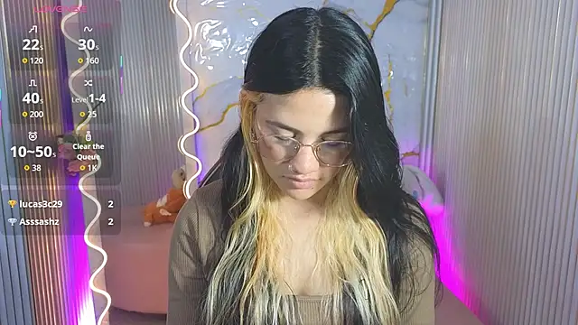 Chiara tay online show from 04-23-26, 07:16