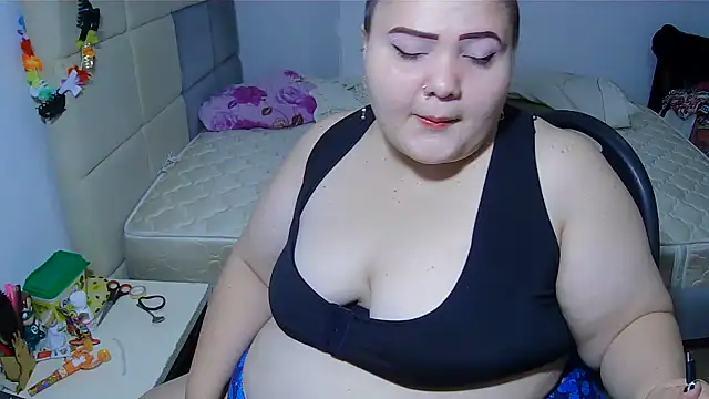 Jones alexia online show from 06-16-26, 06:05