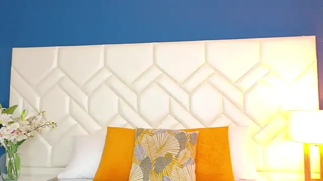 RubyRossel online show from 11-13-25, 01:10