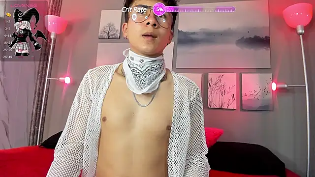 Snapshot of noah_and_rose chatting on 03-21-25, 08:08 noah and rose online show from 03-21-25, 08:08