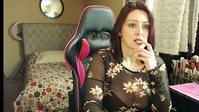 Snapshot of Carol_Scottt chatting on 11-03-25, 01:29 Carol Scottt online show from 11-03-25, 01:29