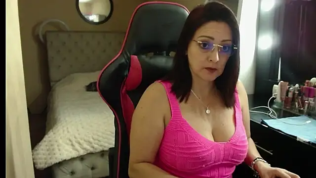 Snapshot of Carol_Scottt chatting on 01-19-26, 12:47 Carol Scottt online show from 01-19-26, 12:47