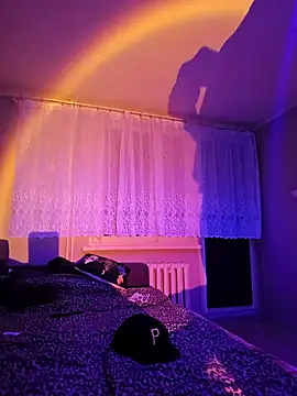 Snapshot of McdyllanXX chatting on 03-05-25, 10:43 McdyllanXX online show from 03-05-25, 10:43