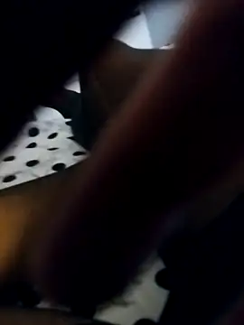 Snapshot of McdyllanXX chatting on 10-16-25, 11:06 McdyllanXX online show from 10-16-25, 11:06