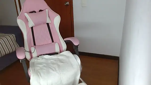 Mishka   online show from 12-07-24, 01:03