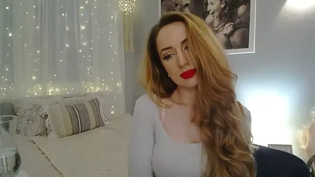 Snapshot of JulietteDiamond chatting on 01-25-25, 12:17 JulietteDiamond online show from 01-25-25, 12:17