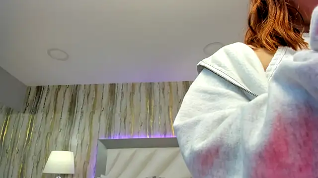 SophiaLaurens online show from 02-13-25, 04:07