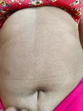 Snapshot of Lovley_Eesha chatting on 02-25-26, 05:33 Lovley Eesha online show from 02-25-26, 05:33