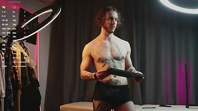 pleasure8869 online show from 02-04-25, 03:57