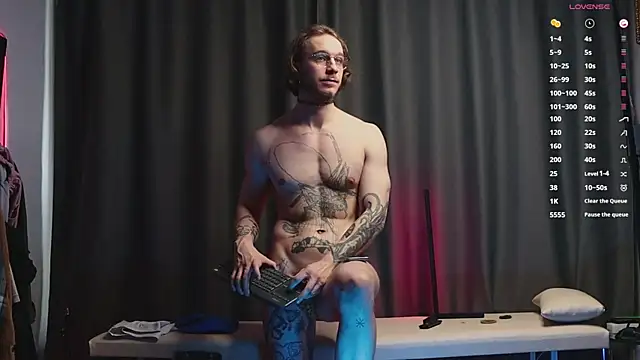 pleasure8869 online show from 02-25-25, 10:58