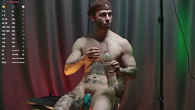 pleasure8869 online show from 03-18-25, 08:03