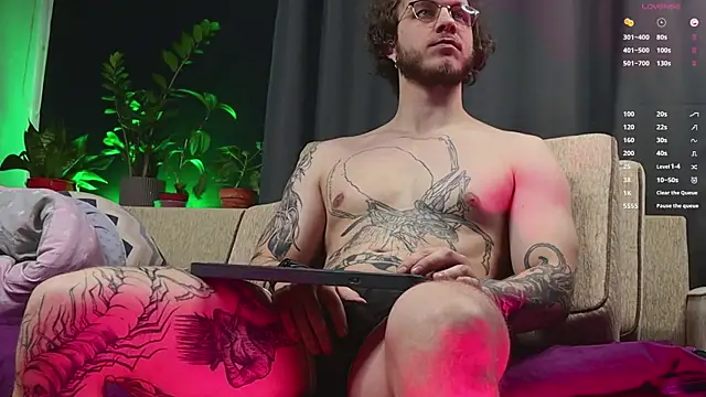 pleasure8869 online show from 09-17-25, 06:15