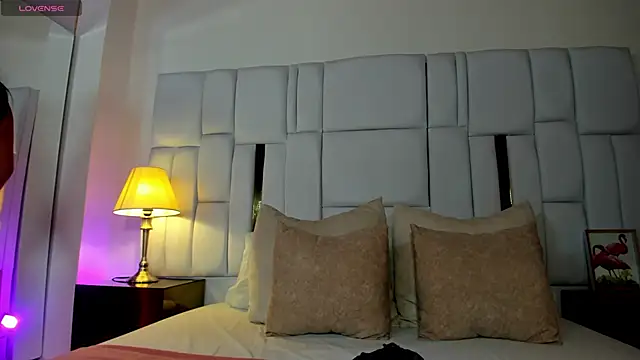 Snapshot of ginebra_ness chatting on 01-22-25, 12:49 ginebra ness online show from 01-22-25, 12:49