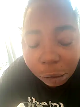 JCCaramelbarbie1 online show from 09-15-25, 12:38