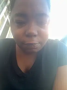 JCCaramelbarbie1 online show from 11-09-25, 12:36