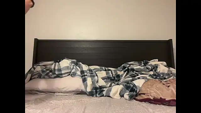 QueenLolaX online show from 10-08-25, 03:15