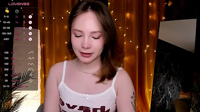 Snapshot of LanaBlu_ chatting on 03-11-26, 02:17 LanaBlu online show from 03-11-26, 02:17