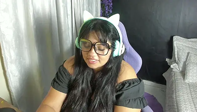 AvrilRizoX online show from 05-30-26, 06:21