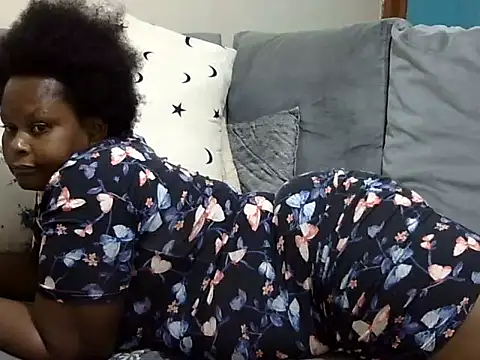 Pretty lilly02 online show from 04-29-26, 05:55