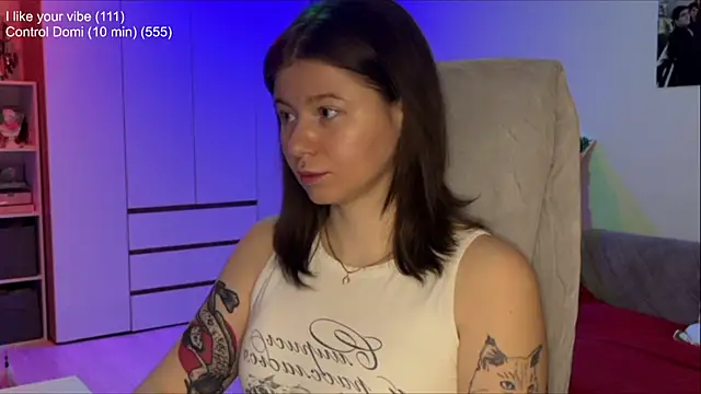 xoxoavi online show from 04-20-26, 03:26