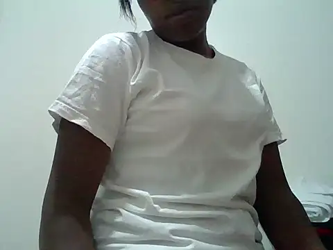 Queen loveer online show from 12-15-25, 04:33