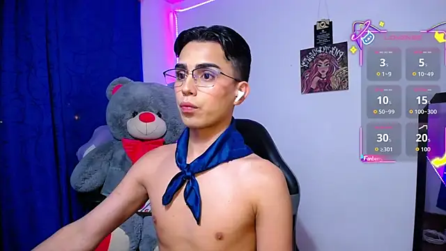 OwenBluee online show from 07-05-26, 07:37