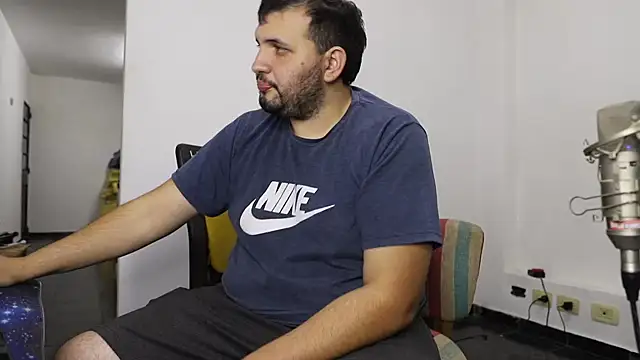 zekefotoslive online show from 03-12-26, 11:55