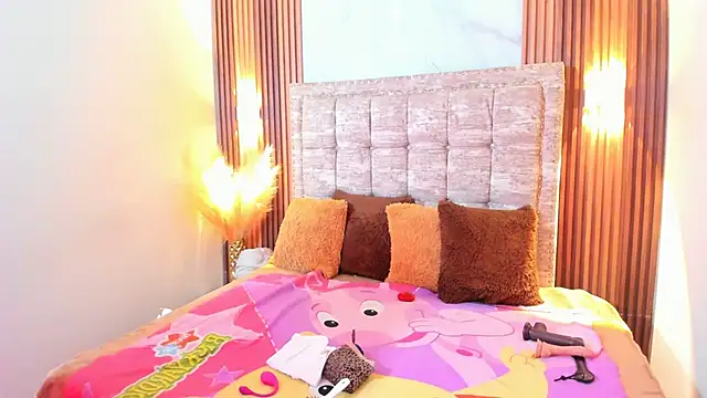 Snapshot of AnastasiaTaylor_ chatting on 03-22-25, 03:30 AnastasiaTaylor online show from 03-22-25, 03:30