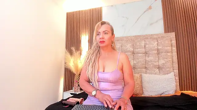 Snapshot of AnastasiaTaylor_ chatting on 09-29-25, 03:22 AnastasiaTaylor online show from 09-29-25, 03:22