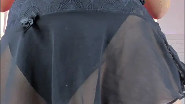 Snapshot of mia_six66 chatting on 02-05-25, 05:53 mia six66 online show from 02-05-25, 05:53