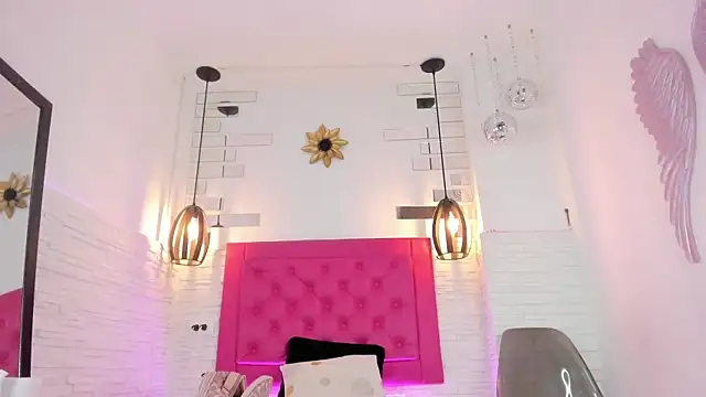 Snapshot of mia_six66 chatting on 03-16-25, 11:05 mia six66 online show from 03-16-25, 11:05