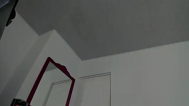 Snapshot of doll10stars chatting on 12-12-24, 01:39 doll10stars online show from 12-12-24, 01:39