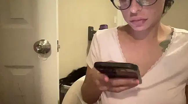 Snapshot of myloveforyouu chatting on 12-13-24, 12:53 myloveforyouu online show from 12-13-24, 12:53