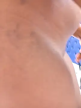 Sexyxcurves online show from 03-18-26, 11:35