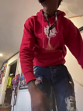 Snapshot of rayyymack chatting on 12-11-24, 07:25 rayyymack online show from 12-11-24, 07:25