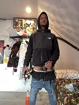 Snapshot of rayyymack chatting on 01-16-25, 08:03 rayyymack online show from 01-16-25, 08:03