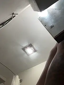 Snapshot of rayyymack chatting on 10-20-25, 09:37 rayyymack online show from 10-20-25, 09:37