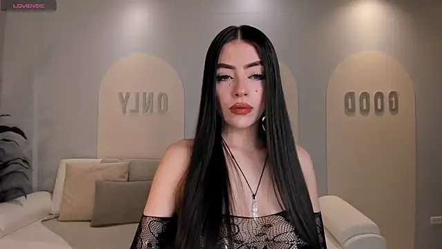 Snapshot of ValeriaRiveraX chatting on 02-19-25, 04:12 ValeriaRiveraX online show from 02-19-25, 04:12