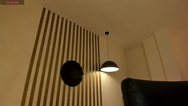 Snapshot of ValeriaRiveraX chatting on 02-28-25, 04:10 ValeriaRiveraX online show from 02-28-25, 04:10