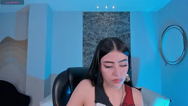 Snapshot of ValeriaRiveraX chatting on 03-14-25, 10:29 ValeriaRiveraX online show from 03-14-25, 10:29
