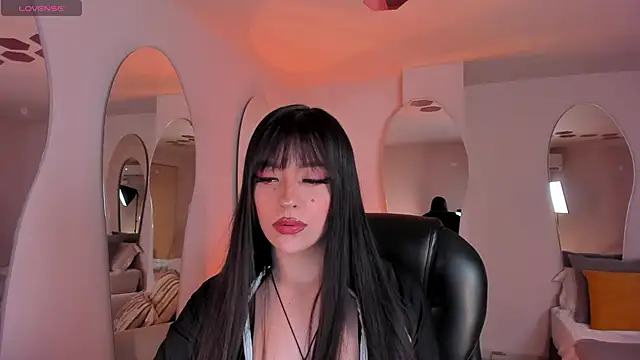 Snapshot of ValeriaRiveraX chatting on 09-20-25, 03:51 ValeriaRiveraX online show from 09-20-25, 03:51