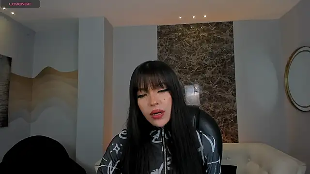 Snapshot of ValeriaRiveraX chatting on 10-25-25, 03:58 ValeriaRiveraX online show from 10-25-25, 03:58