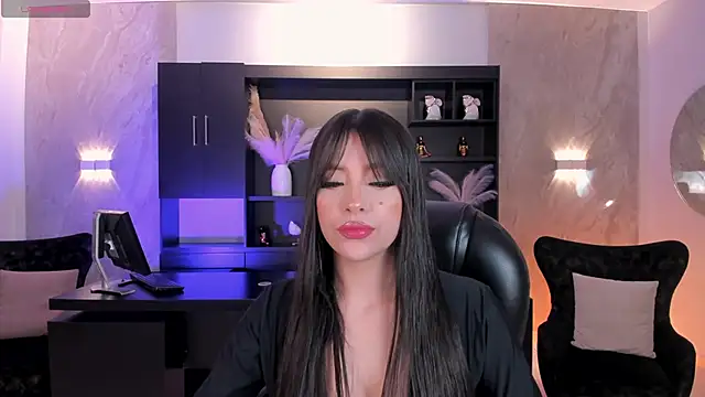 Snapshot of ValeriaRiveraX chatting on 11-22-25, 04:00 ValeriaRiveraX online show from 11-22-25, 04:00