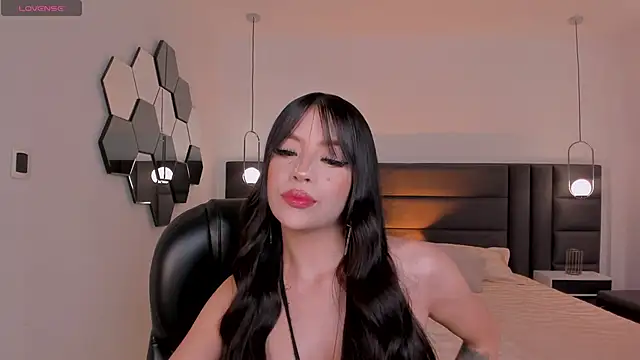 Snapshot of ValeriaRiveraX chatting on 11-30-25, 06:45 ValeriaRiveraX online show from 11-30-25, 06:45