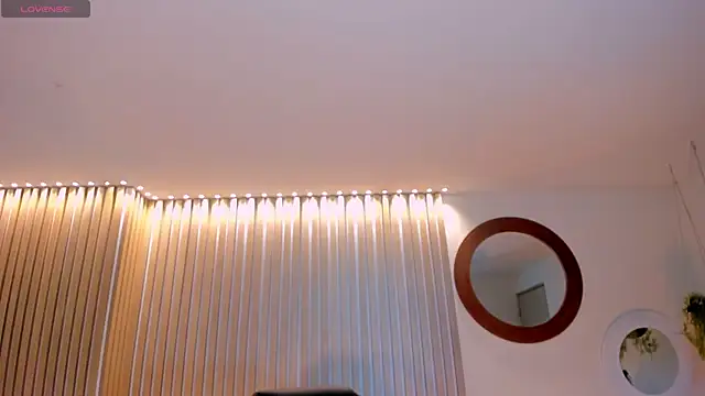 Snapshot of ValeriaRiveraX chatting on 02-07-26, 04:05 ValeriaRiveraX online show from 02-07-26, 04:05