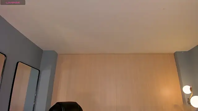 Snapshot of ValeriaRiveraX chatting on 02-12-26, 04:18 ValeriaRiveraX online show from 02-12-26, 04:18