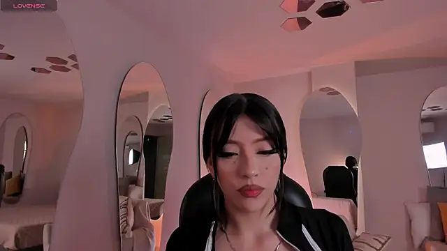 Snapshot of ValeriaRiveraX chatting on 02-28-26, 04:35 ValeriaRiveraX online show from 02-28-26, 04:35