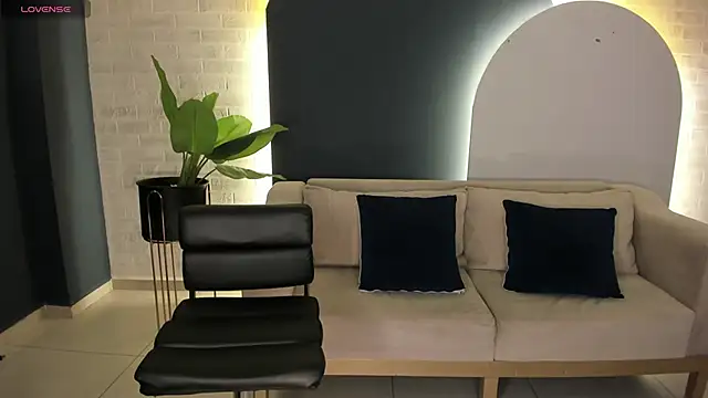 MariaHerrera  online show from 03-14-25, 04:10